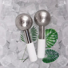 Load image into Gallery viewer, 2PCS Ice Globes Spoon Massager Facial Skin Care Freeze Tool Stainless Steel Face Beauty Cryo Roller Cooling Massage Spa Ball
